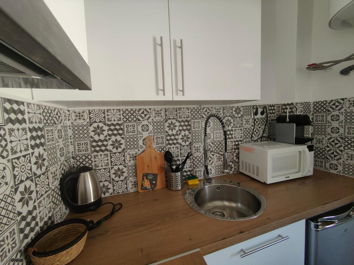 Les Lofts De Provins: Apt 1 エクステリア 写真